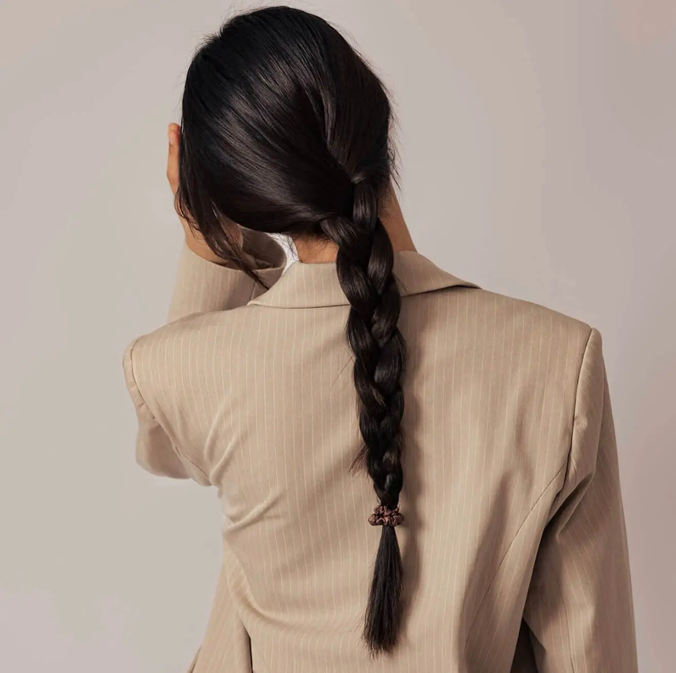 Seidenscrunchie Mini - Schokobraun – Bild 2
